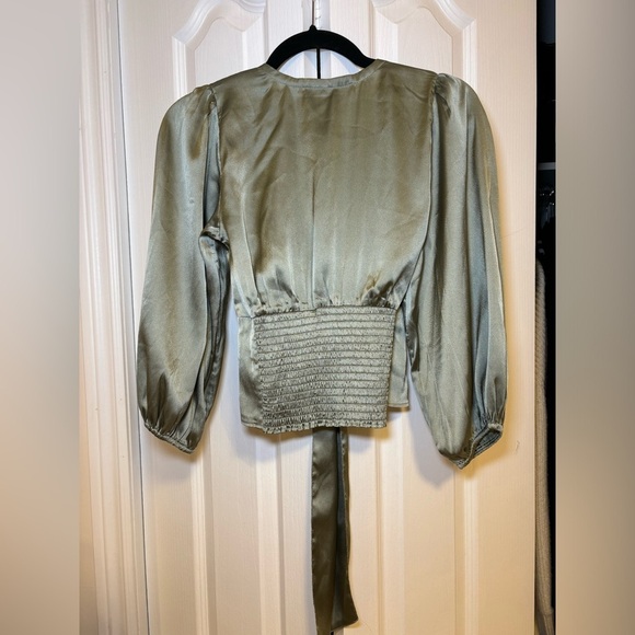 Abercrombie & Fitch - Bohemian Silky Satin with Tie Olive Green Tie-Front Blouse - Picture 2 of 9